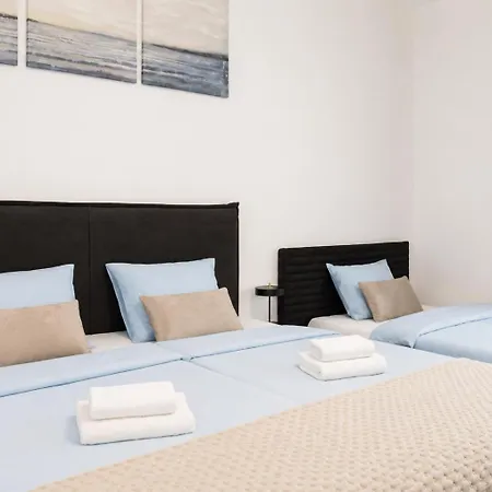 Sage & Stone Family For 6 - Castle - Parking By Ap Apartament *