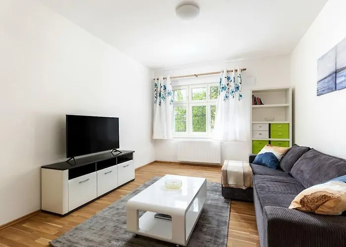 Modern 6min From The Castle *